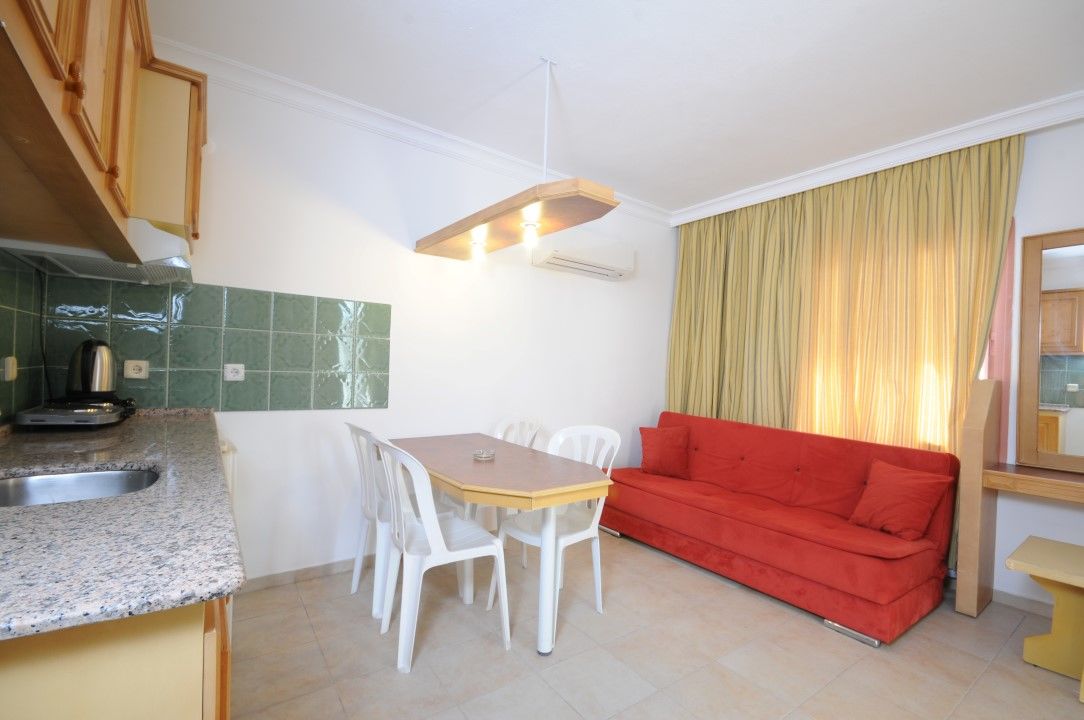 Kocer Club Apartments 말마리스 외부 사진