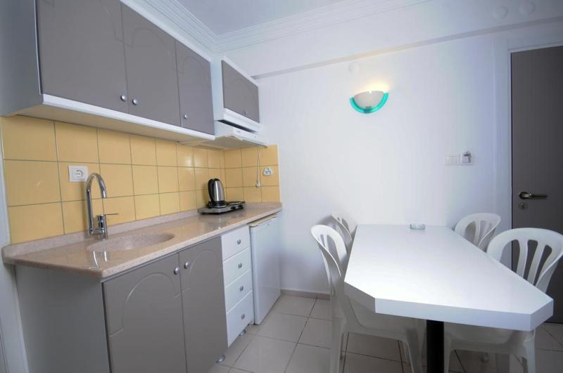 Kocer Club Apartments 말마리스 외부 사진